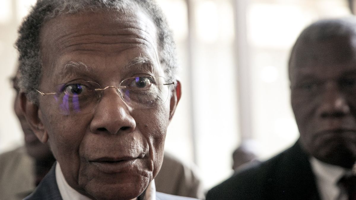 Zemřel „Rudý admirál“, bývalý madagaskarský prezident Ratsiraka